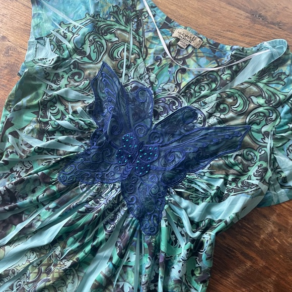 🦋VINTAGE BUTTERFLY TOP🦋 - Picture 4 of 5